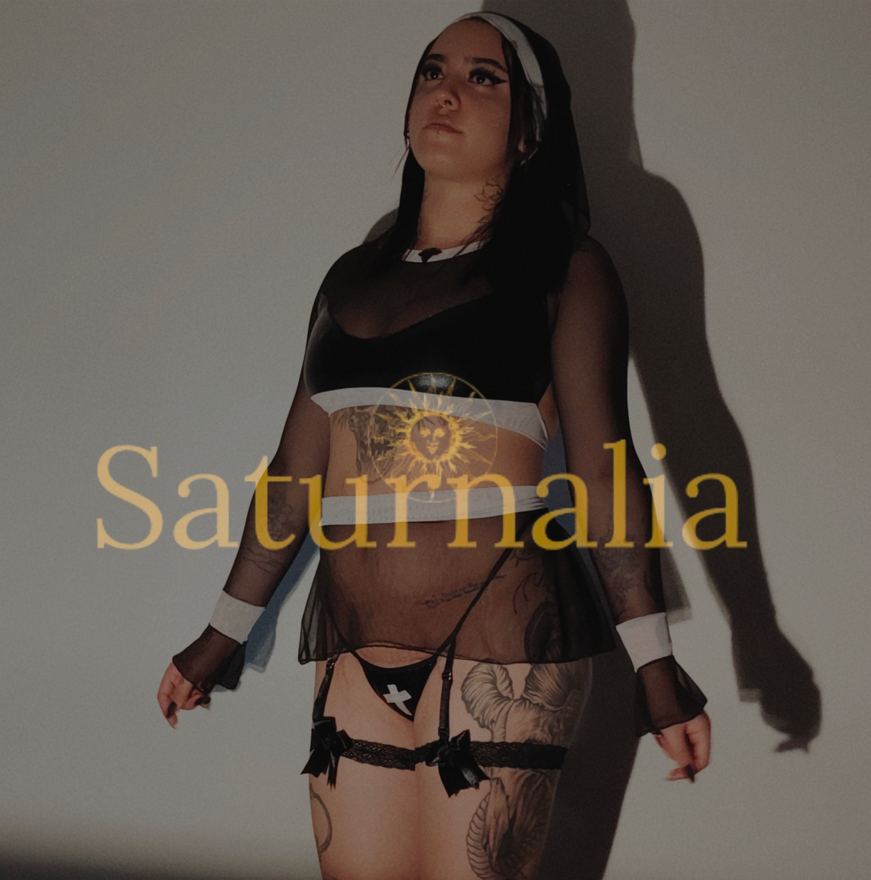 Combo Tentación de Halloween: Monja Pecadora + Diabla Atrevida + Obsequio Sorpresa.